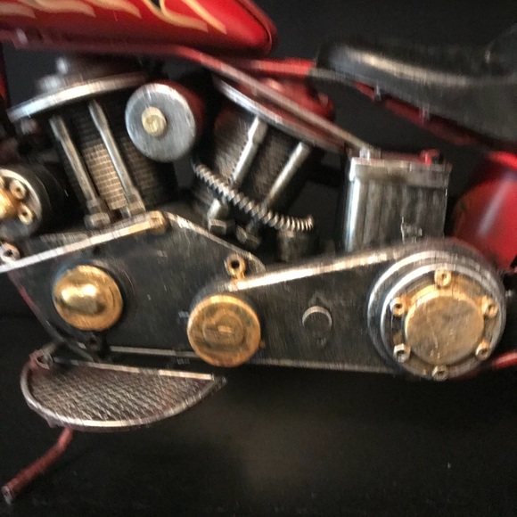 Harley Davidson Motorcycle. Collectable Metal. NEW - Picture 7 of 9